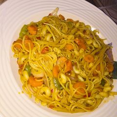 A picture of Spaghetti with macaroni.