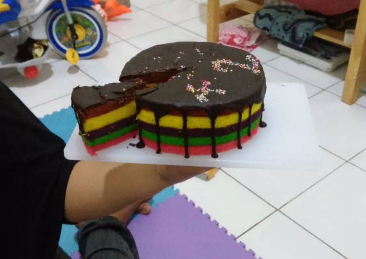 Rainbow Cake Ny. Liem