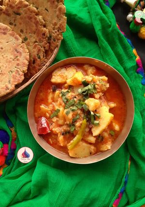 A picture of Bhandarewali aloo ki sabzi (Indian Potato Curry).