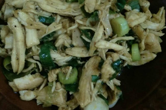 Cara Memasak Tumis Ayam Suwir Rica Ekonomis