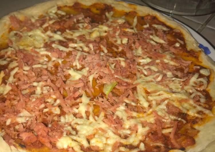 Pizza de microondas súper fácil