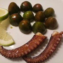 A picture of Grilled octopus.