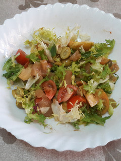Una foto de 🇹🇷"Ensalada turca" vegana 🍅