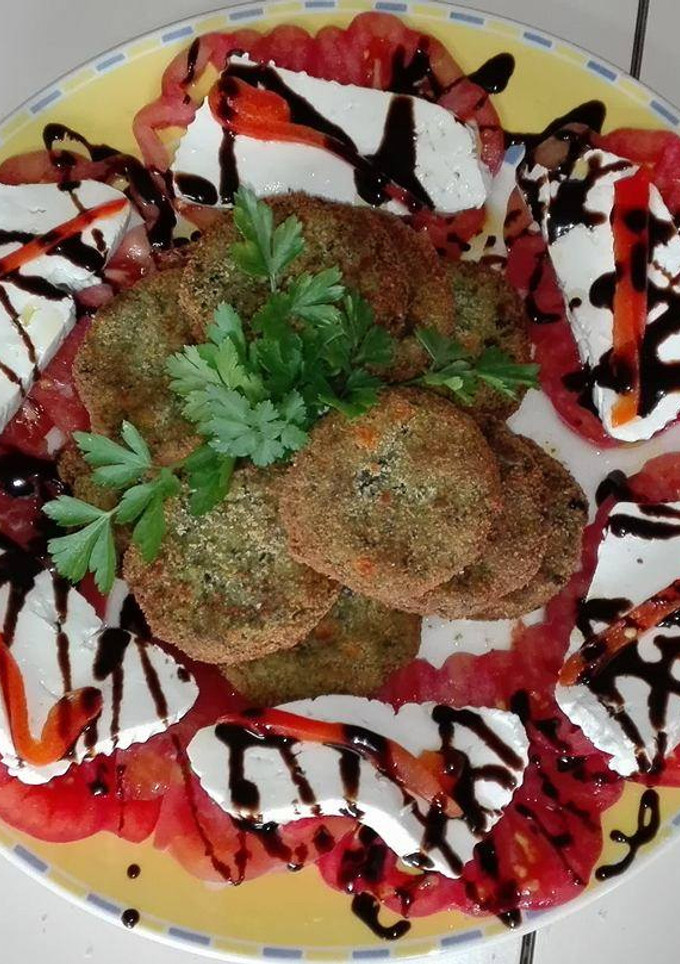 Una foto de Hamburguesas de espinacas rellenas de requesón Bedon