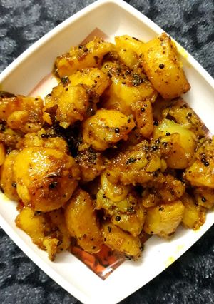 A picture of Jeera aloo.