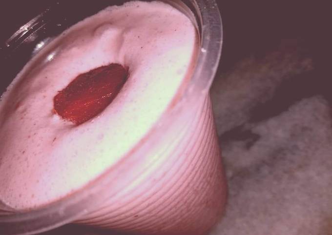 Strawberry Shake