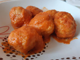 Albóndigas de bacalao y caballa en salsa de tomate casera