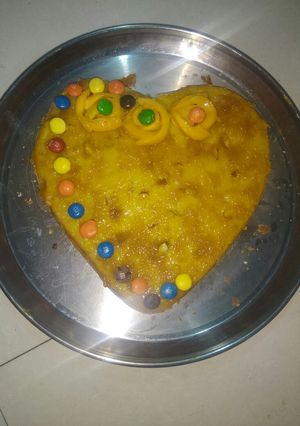 A picture of Mango cake.