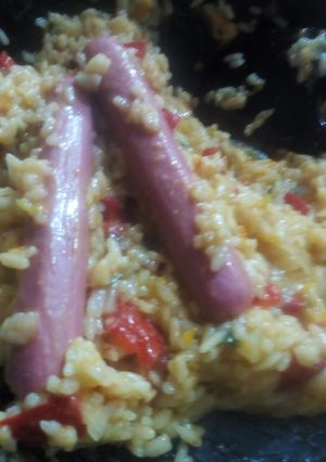 Una foto de Risotto primavera con salchichas