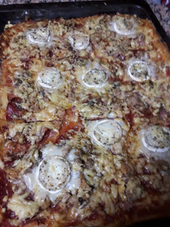 Foto principal de Pizza de tarde lluviosa