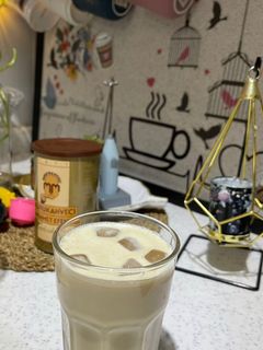 صورة لوصفة سبانش لاتيه بارد بطريقة بلاك كوفي 😴😋🧋
