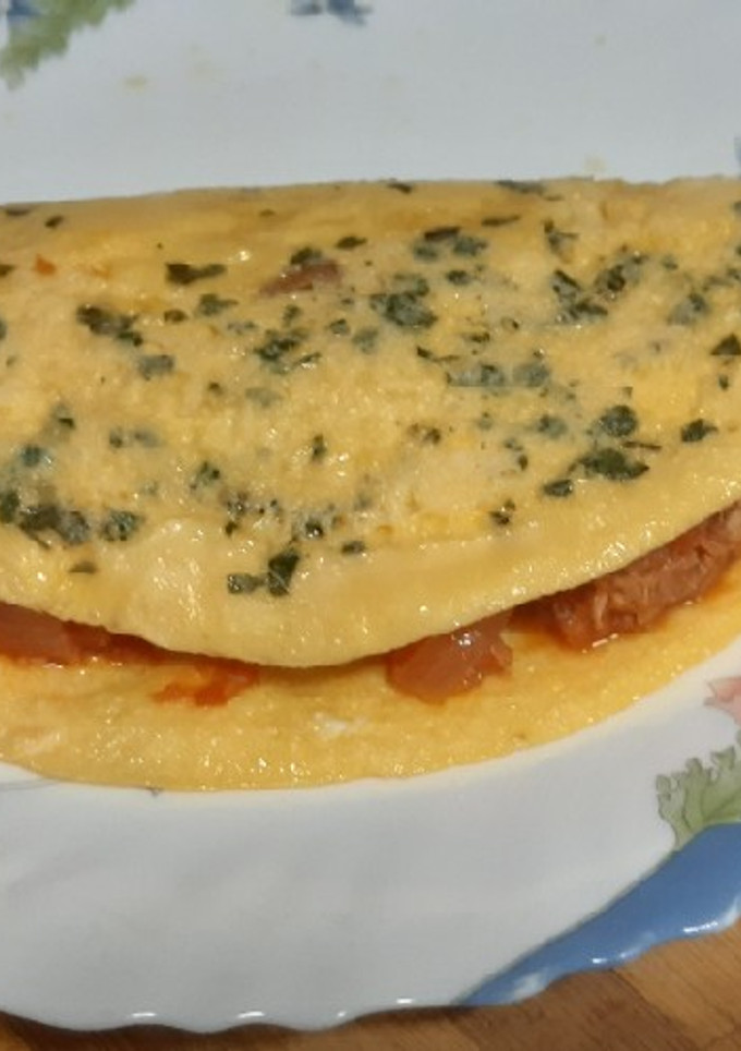 Una foto de Tortilla de atún y tomate