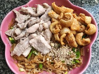 ก๋วยเตี๋ยวคลุก