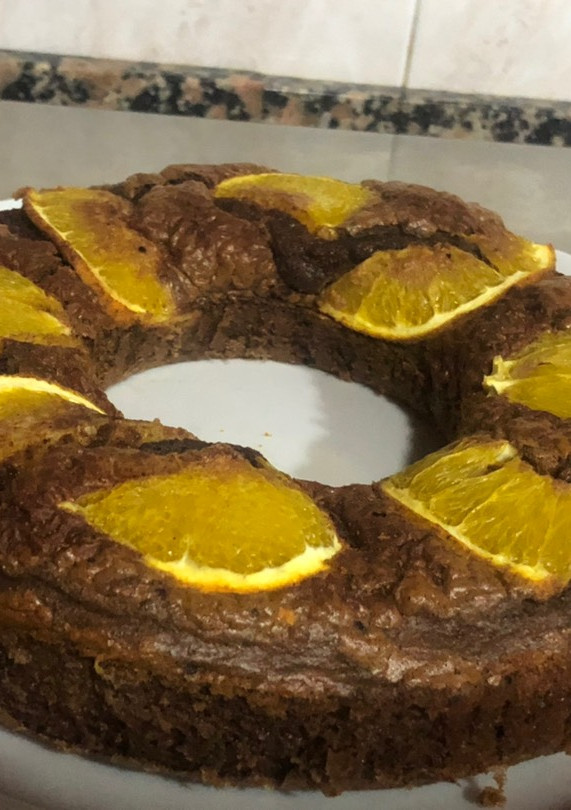 Una foto de Bizcocho Fit de Chocolate 🍫 + Naranja 🍊