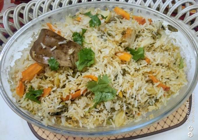 Simple And Delicious Veg Hyderabadi Biryani In Microwave