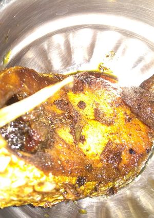 A picture of Fried hilsa.