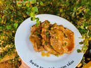 A picture of honey garlic pork chops