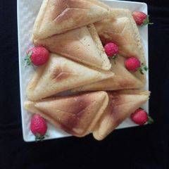 A picture of Sandwich maker cake.