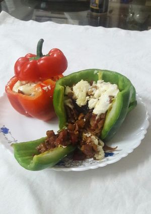 লাল সবুজ ক্যাপ্সিকাম রেসিপির প্রধান ছবি