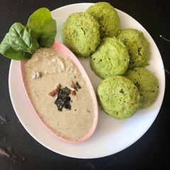 Spinach Idli A picture of Spinach Idli.