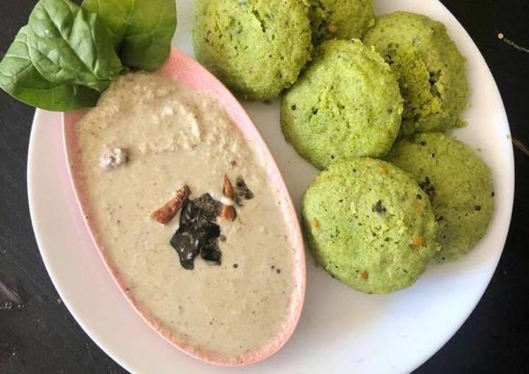 Steps to Make Perfect Spinach Idli