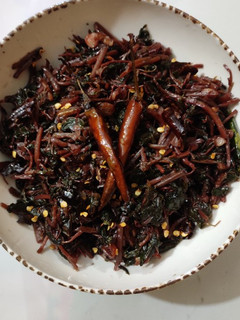 লাল শাক ভাজি রেসিপির প্রধান ছবি
