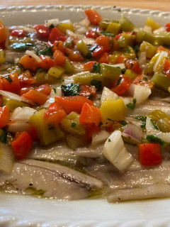 Foto di Alici marinate e peperoni