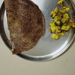 A picture of Ragi dosa.