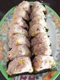 8. Onigiri - nasi kepal olahan nasi sisa kemarin