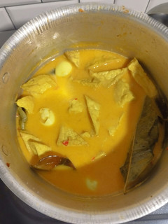Foto resep Gulai Tahu Tempe Telur puyuh