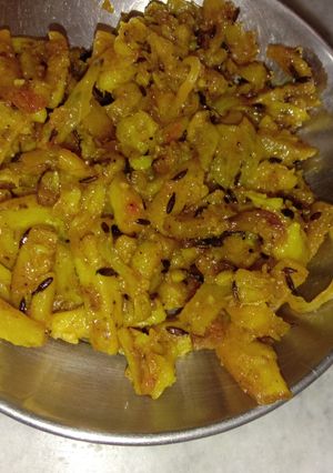 A picture of Arbi Sabzi.