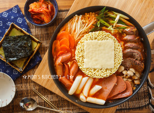 部隊鍋 - {韓式經典} 的食譜成品照片