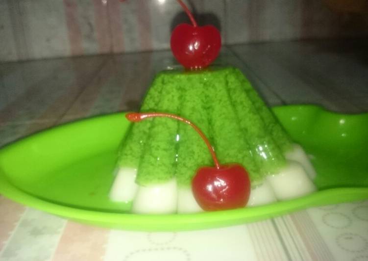 Bagaimana Membuat Puding lumutan rasa pandan lapis susu, Lezat Sekali