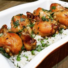 Easy Baked (Skinless) Chicken Drumsticks A picture of Easy Baked (Skinless) Chicken Drumsticks.