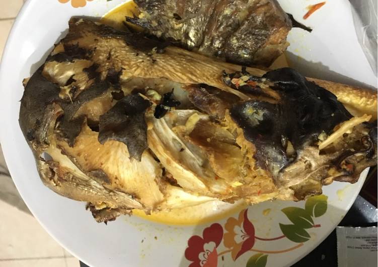 Cara Gampang memasak Kepala ikan manyun dan pari, Enak Banget