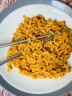 Foto resep Mie goreng instant selai kacang