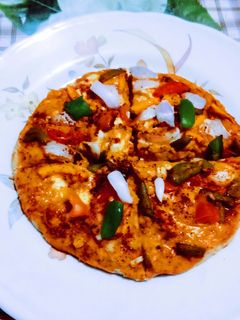 ચીઝ બર્સ્ટ પીઝા (Cheese Burst Pizza Recipe In Gujarati) રેસીપી મુખ્ય ફોટો