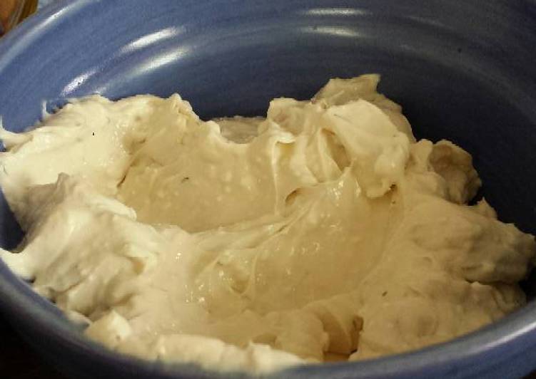 Simple Way to Prepare Homemade Garlic Dip