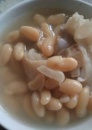 Hình của món Đậu trắng hầm giò heo.
