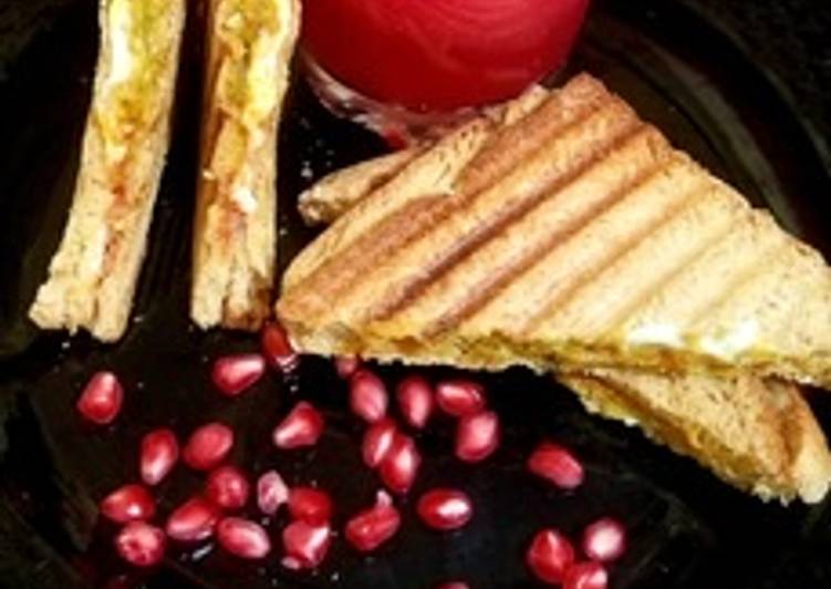 Steps to Make Award-winning Paneer grilled sandwich