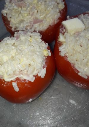 Una foto de Tomate rellenos