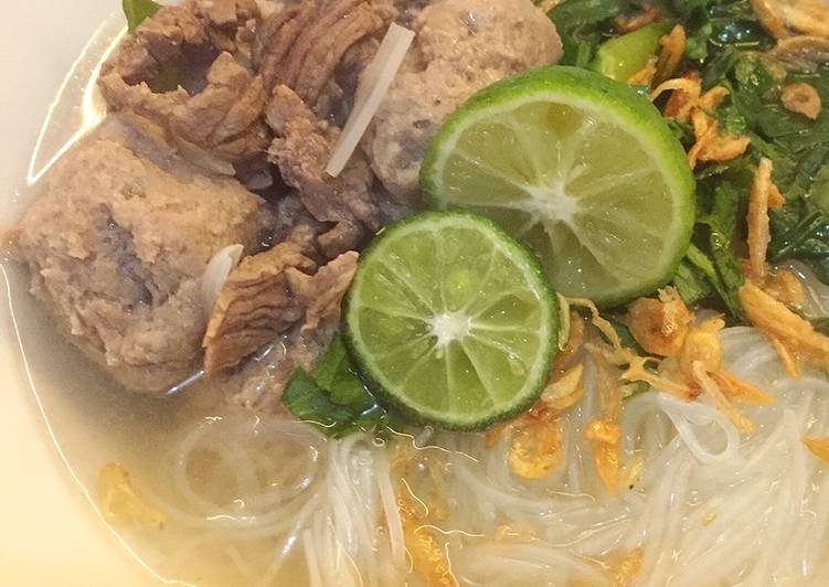 Resep Bakso Sapi Homemade + Kuah Bakso 💛 Lezat