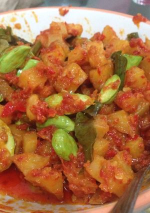 Foto resep Sambel goreng kentang pete