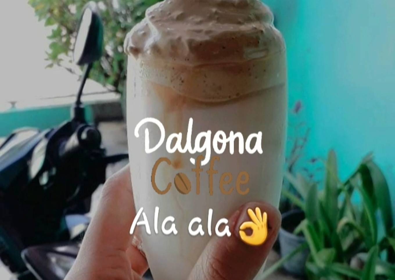 Dalgona coffee ala ala