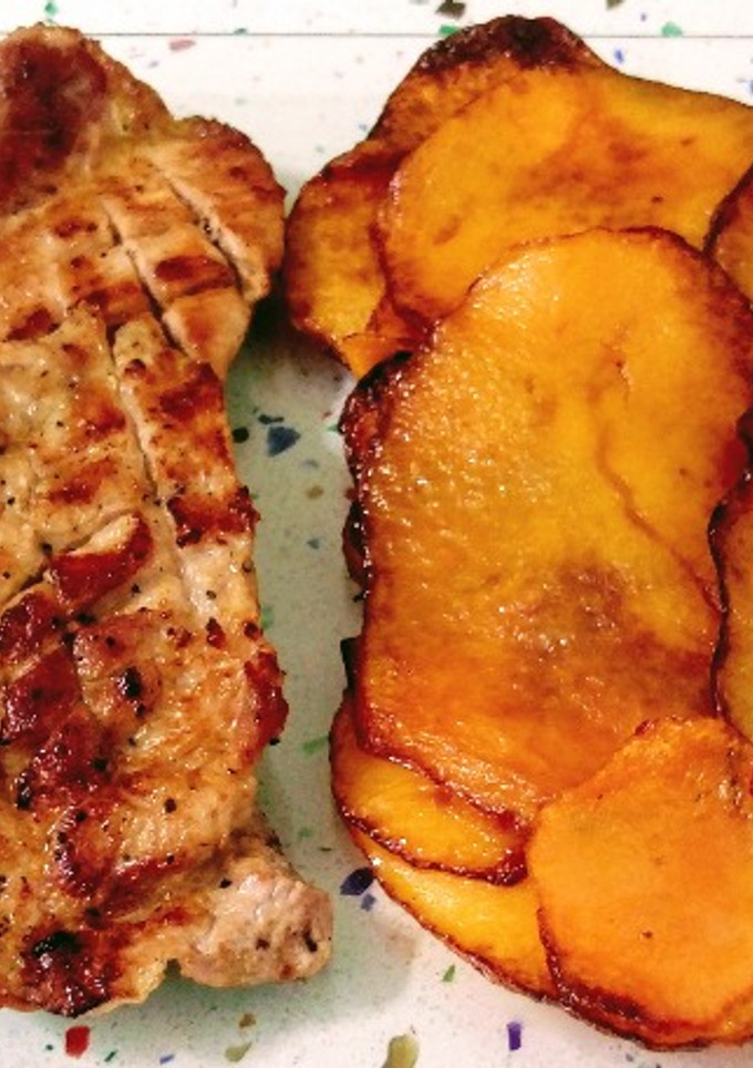 Una foto de Churrasco a la plancha y calabaza frita