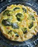 Tarta de brócoli y queso con masa casera de aceite
