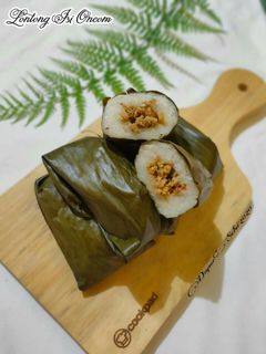 Foto resep Lontong Isi Oncom Pedas