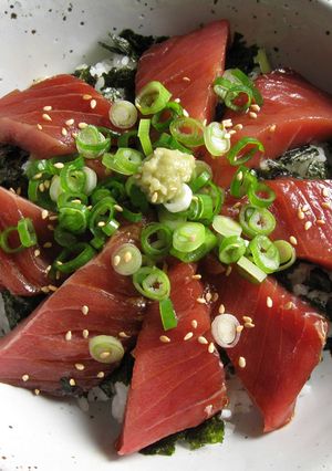 A picture of Marinated Tuna Sashimi Rice Bowl.