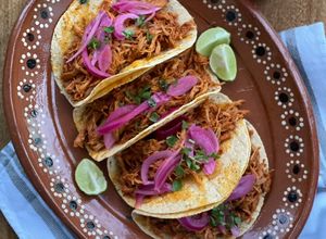 Una foto de Cochinita pibil en olla express