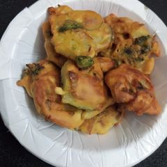 A picture of Bhajiya.